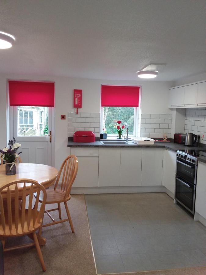 Salty Smiles Cottage Penzance Bagian luar foto