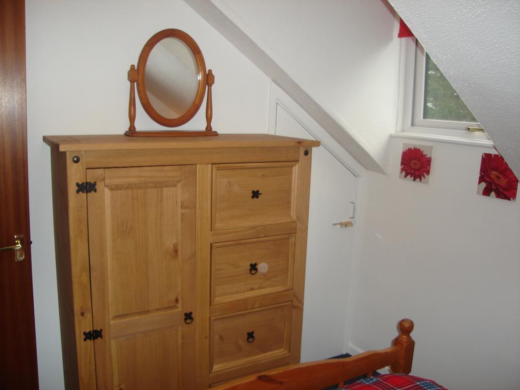 Salty Smiles Cottage Penzance Bagian luar foto